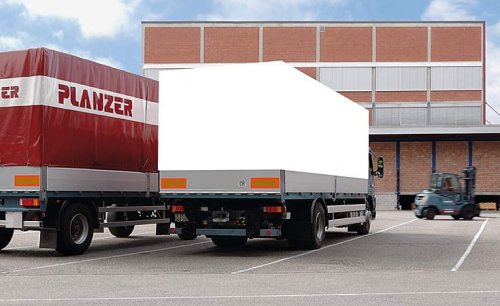 Image of a truck with a blank tarpaulin